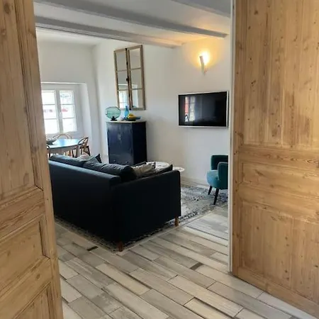 Arazy - Superb Duplex Old Very Central, Ac, Terrace Apartmán