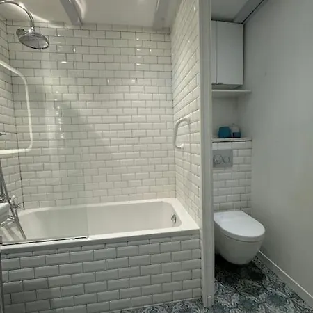 Arazy - Superb Duplex Old Very Central, Ac, Terrace 아파트 *
