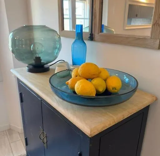 דירה Arazy - Superb Duplex Old Very Central, Ac, Terrace אנטיב