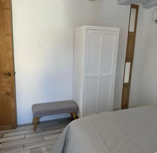 Arazy - Superb Duplex Old Very Central, Ac, Terrace דירה