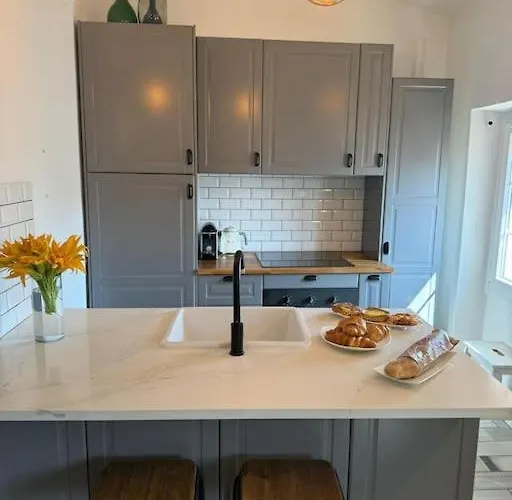 דירה Arazy - Superb Duplex Old Very Central, Ac, Terrace