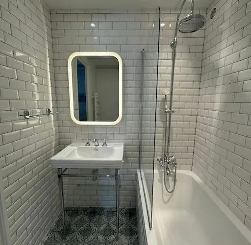Arazy - Superb Duplex Old Very Central, Ac, Terrace Lejlighed