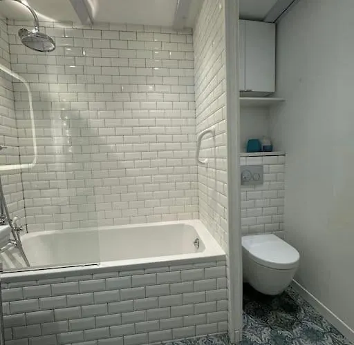 Arazy - Superb Duplex Old Very Central, Ac, Terrace דירה *